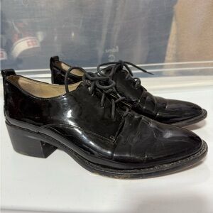 Louise et Cie Black Patent Leather Lace Up Shoes Women's Size 8 Medium